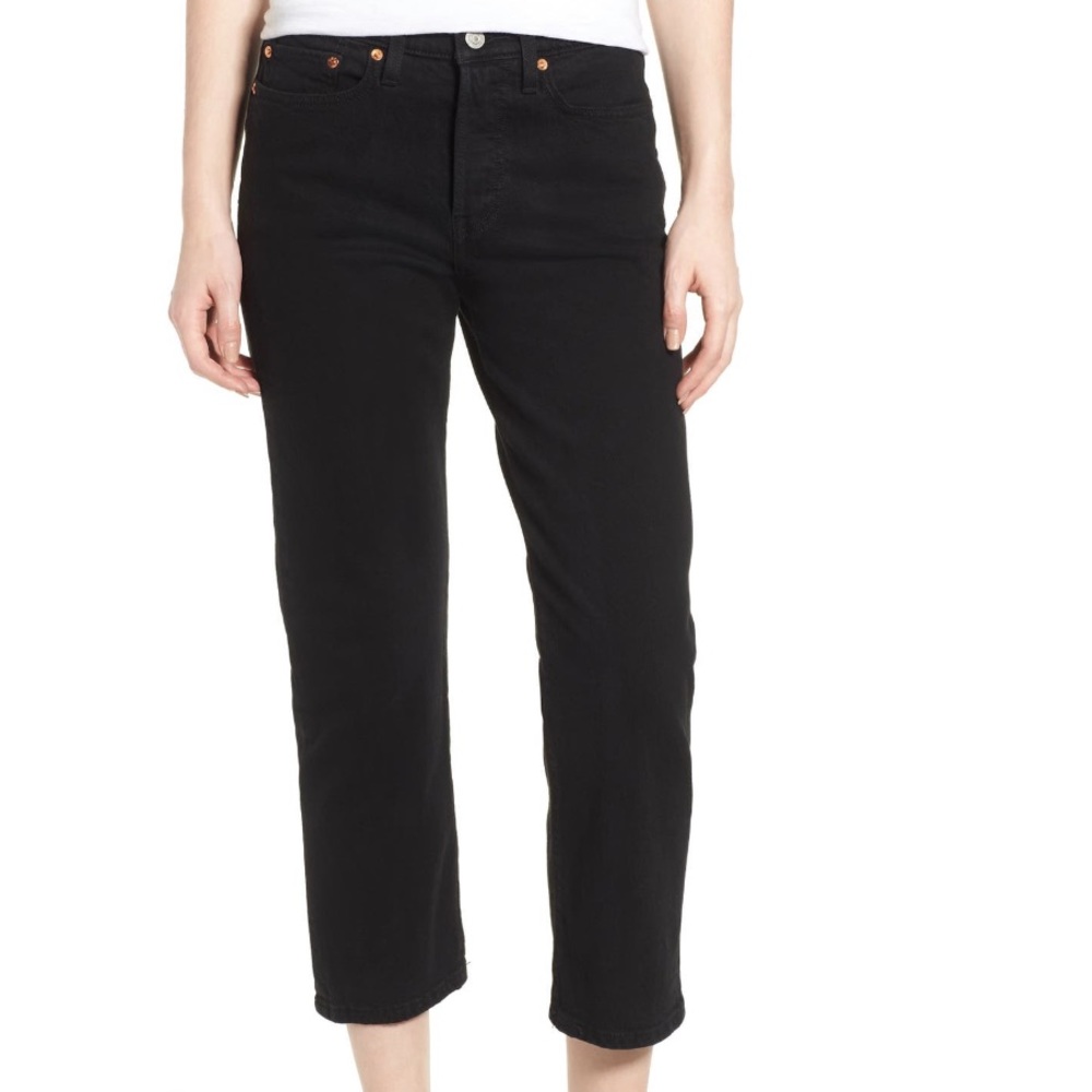 Levi’s Wedgie High Waist Jeans Size 30 x 26 in Black Heart